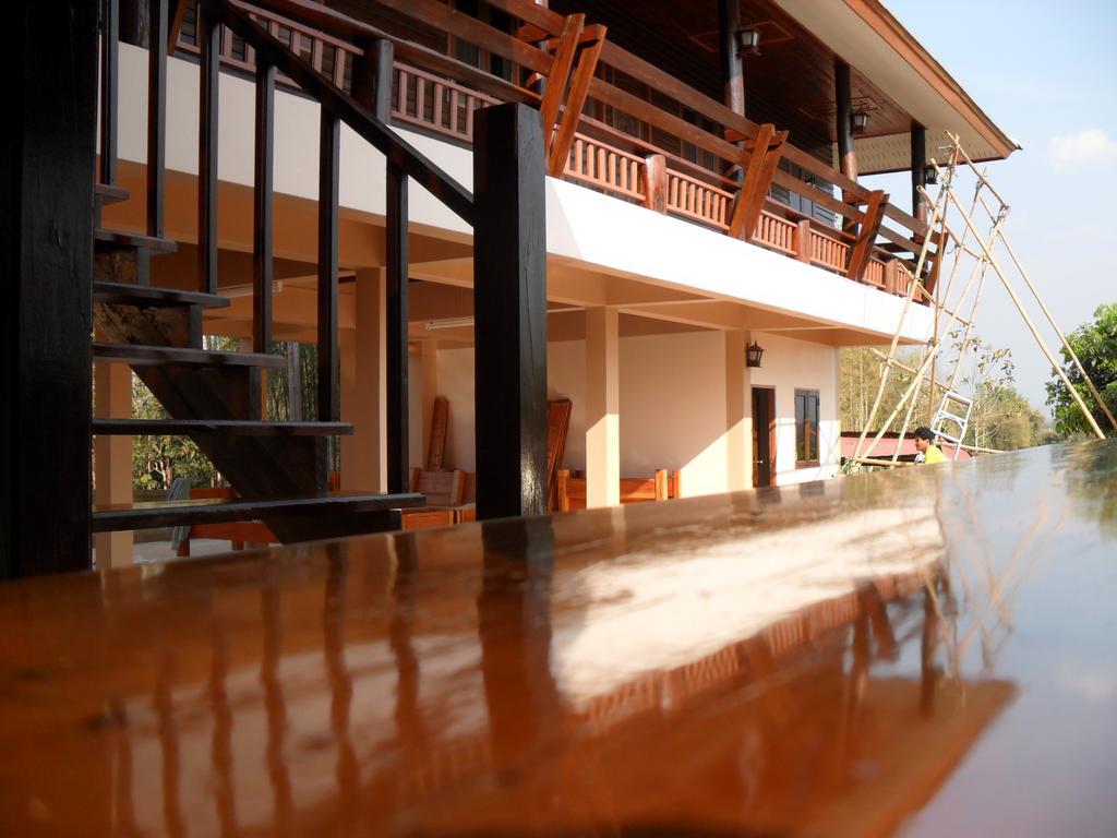 Ban Suan Mai Ngam Hotell Nan Exteriör bild
